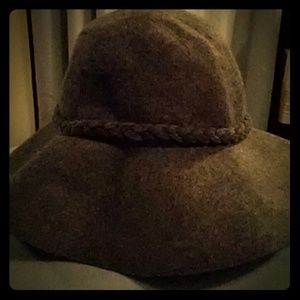 100% wool floppy hat